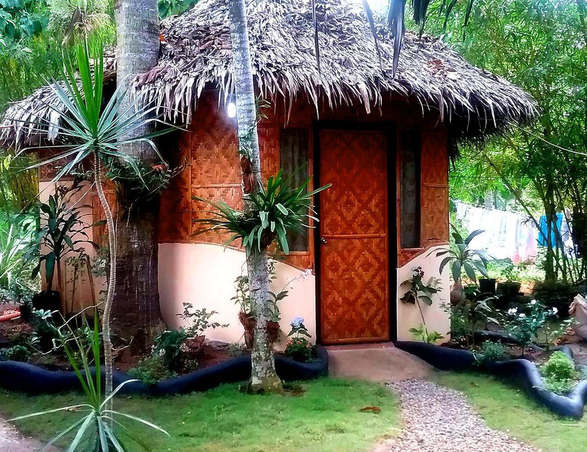 Lennon'S Place Backpacker Hostel Panglao Exteriér fotografie