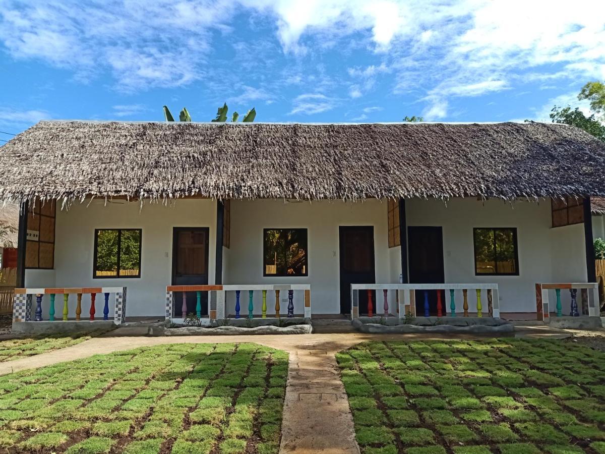 Lennon'S Place Backpacker Hostel Panglao Exteriér fotografie